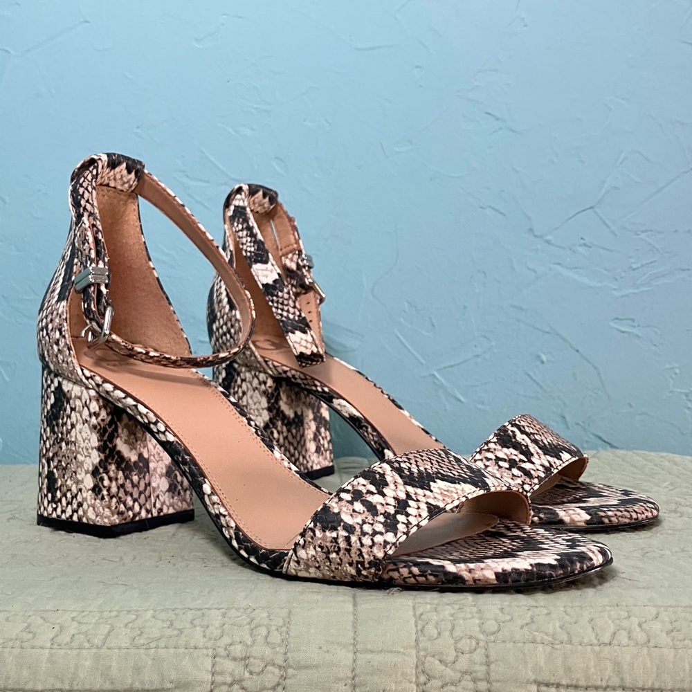 Gianni Bini Black & Tan Snake-Print Ankle Strap Block Party Heels Size 10M